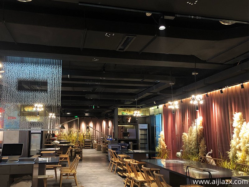 如何通過餐飲設(shè)計讓顧客走進餐廳